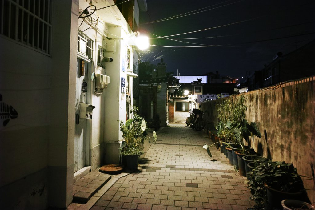   SIGMA dp1 Quattro   f/2.8 1/8sec ISO-800 19mm Auto