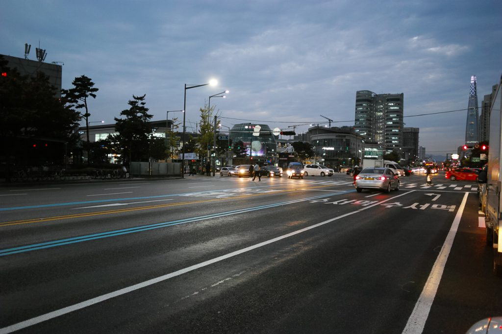   SIGMA dp1 Quattro   f/2.8 1/30sec ISO-800 19mm Auto